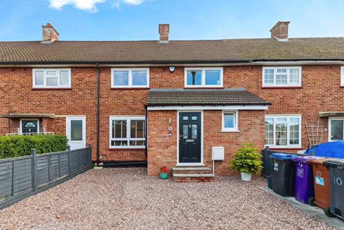 3 Bedroom Terraced House For Sale In Maycroft, Letchworth Garden City, SG6