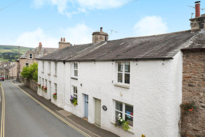 2 Bedroom Cottage For Sale In Mitchelgate, Kirkby Lonsdale, LA6