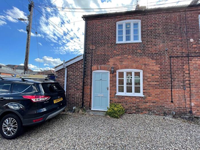 2 Bedroom House To Rent In Hungate Lane, Beccles, NR34