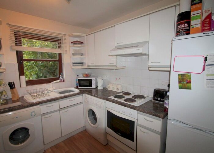 2 Bedroom Flat To Rent In Weavers Loan, Dundee, DD3