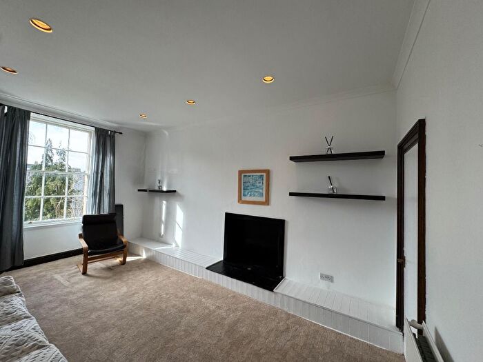 1 Bedroom Flat To Rent In Broughton Street, Broughton, Edinburgh, EH1