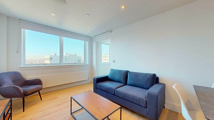 2 Bedroom Flat To Rent In North End Road, HA9