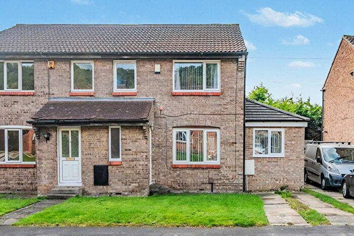 3 Bedroom Semi-Detached House For Sale In Abbeydale Garth, Kirkstall, Leeds, LS5