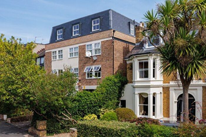 1 Bedroom Flat To Rent In Spencer Hill, London, SW19