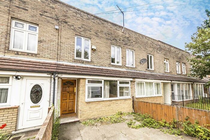 4 Bedroom Property To Rent In Lyham Road, Brixton, SW2