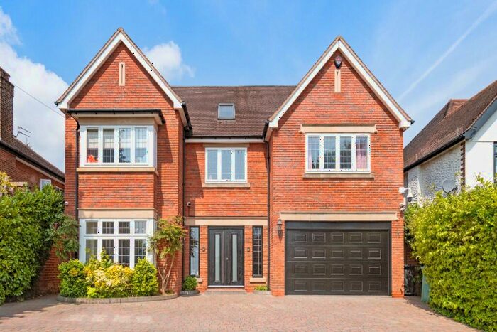 6 Bedroom Detached House For Sale In Hampton Lane, Solihull, B91