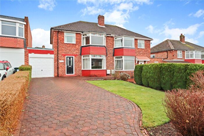 3 Bedroom Semi-Detached House For Sale In Thornley Lane, Rowlands Gill, Tyne And Wear, NE39