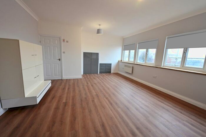 1 Bedroom Studio To Rent In Heaton Road, Heaton, Newcastle Upon Tyne, NE6