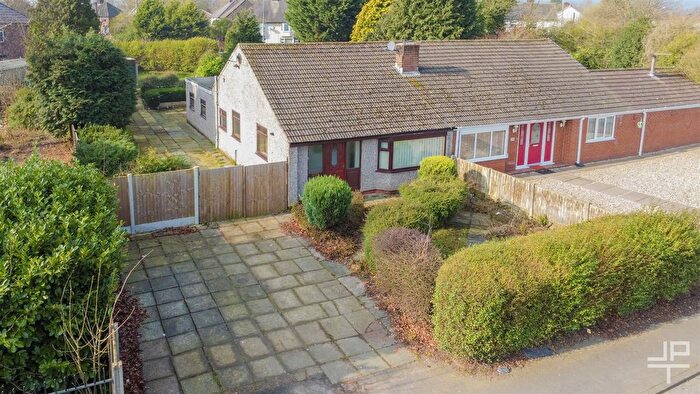 2 Bedroom Semi Detached Bungalow To Rent In Lowton Road, Golborne, Warrington, WA3