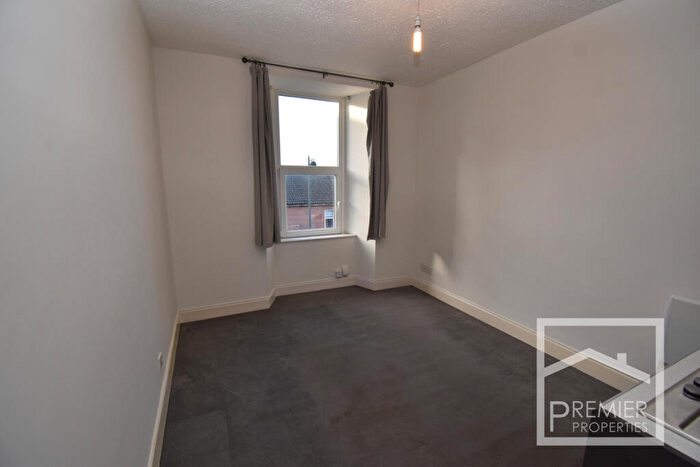 1 Bedroom Flat For Sale In Main Street, Uddingston, G71