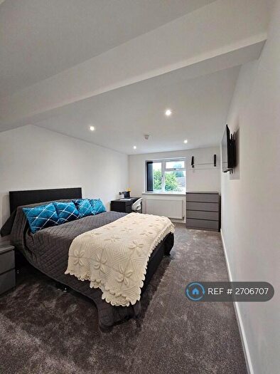 7 Bedroom Semi Detached House To Rent In Charter Avenue, Coventry, CV4