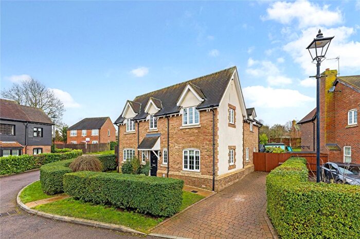 4 Bedroom Detached House To Rent In Meadow View, Redbourn, St. Albans, Hertfordshire, AL3