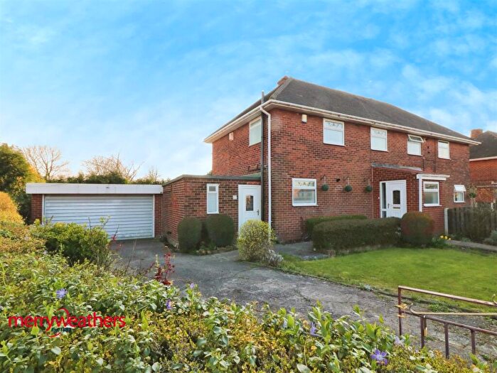 3 Bedroom Semi-Detached House For Sale In Reresby Road, Thrybergh, Rotherham, S65