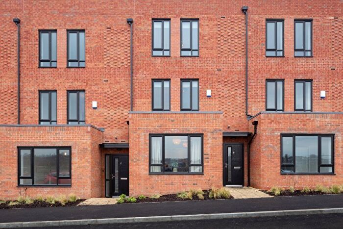 2 Bedroom Detached House To Rent In Bootmakers Place, Leeds, West Yorkshire, LS5