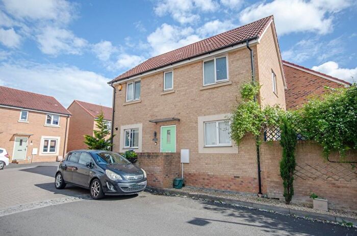 3 Bedroom Detached House For Sale In Lupin Close, Lyde Green, Bristol, BS16
