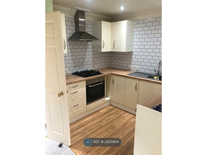 2 Bedroom Terraced House To Rent In Crofton Mews, Fareham, PO14