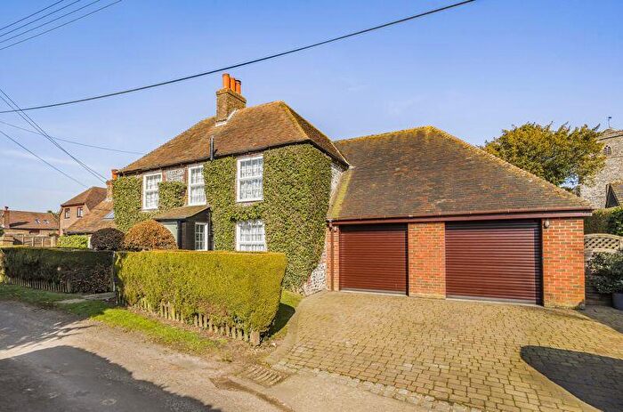 3 Bedroom Detached House For Sale In Swingfield Street, CT15