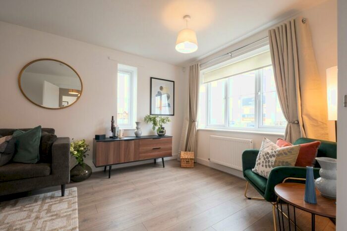 3 Bedroom House To Rent In Dolbear Road, Rugby, Houlton, CV23