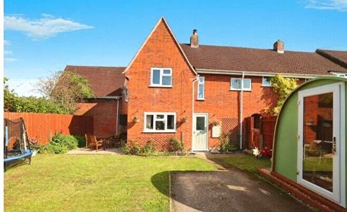 3 Bedroom End Of Terrace House For Sale In The Drove, Andover, Hampshire, SP10