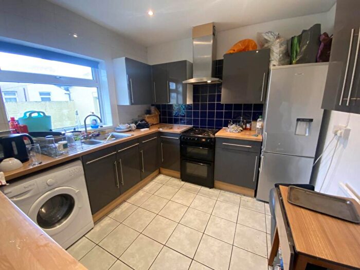 5 Bedroom House To Rent In Brithdir Street, Cathays, Cardiff, CF24