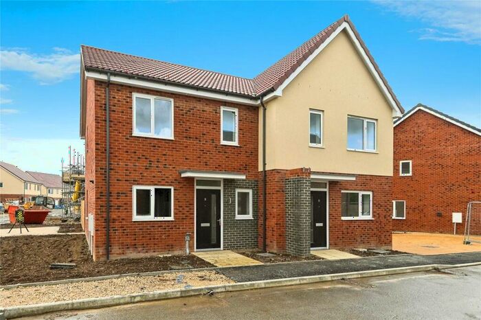 2 Bedroom Semi-Detached House For Sale In Salters Road, King's Lynn, Norfolk, PE30