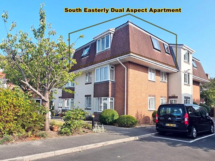 1 Bedroom Retirement Property For Sale In Sandringham Court, Avon Road, Bournemouth, Dorset, BH8