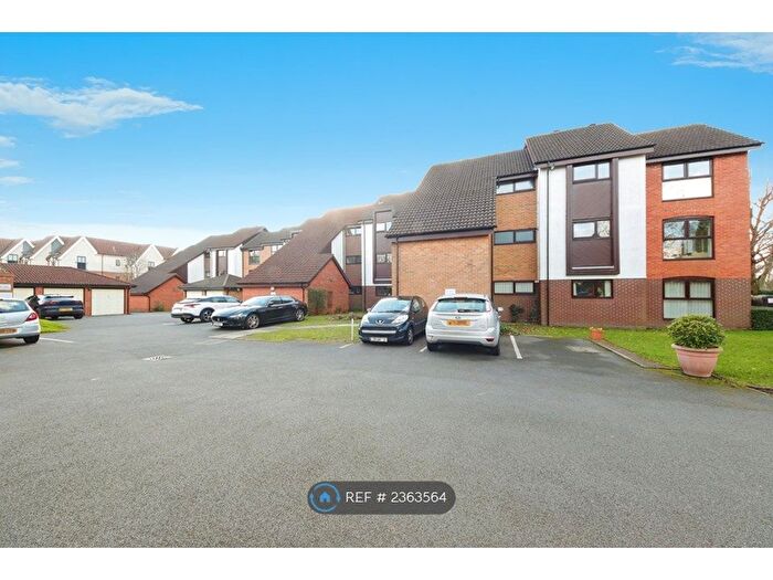 2 Bedroom Flat To Rent In Copper Beeches, Solihull, B91