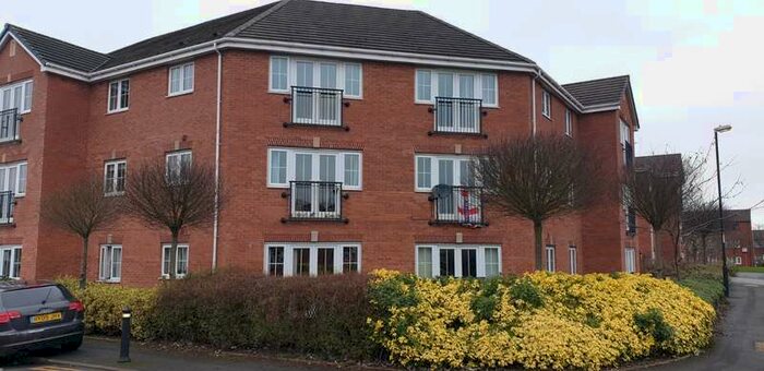 2 Bedroom Apartment To Rent In Squires Grove, Willenhall, West Midlands, WV12