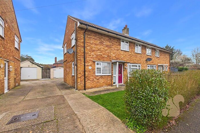 3 Bedroom Semi-Detached House For Sale In Vicary Estate, Assington, CO10