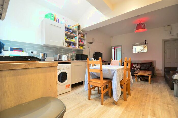 6 Bedroom Terraced House To Rent In Student Property 2022-2023 Selly Oak, Birmingham B29