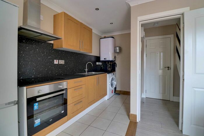 1 Bedroom Flat To Rent In Daneshill Road, Leicester, LE3