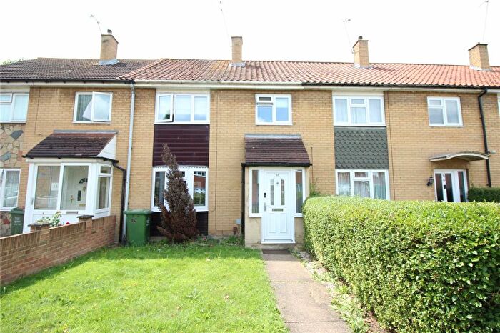 3 Bedroom Terraced House To Rent In Long Lynderswood, SS15
