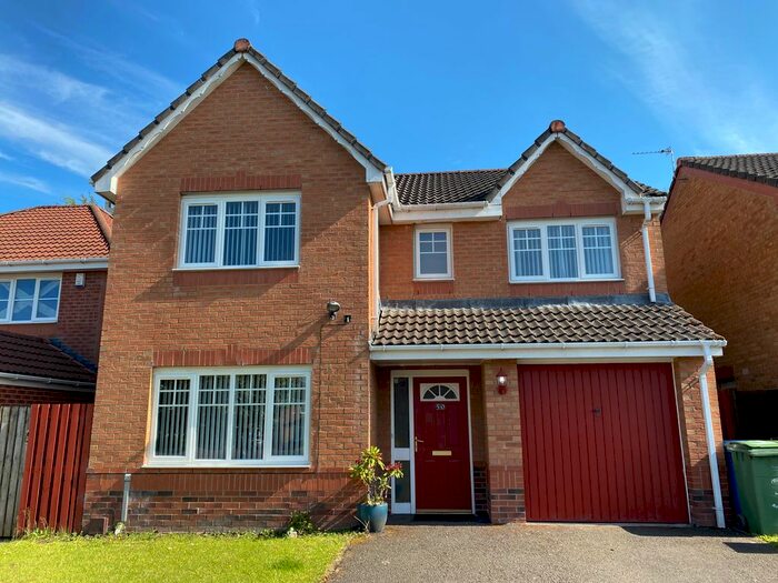 4 Bedroom Detached House To Rent In Dalziel Crescent, Cambuslang, G72