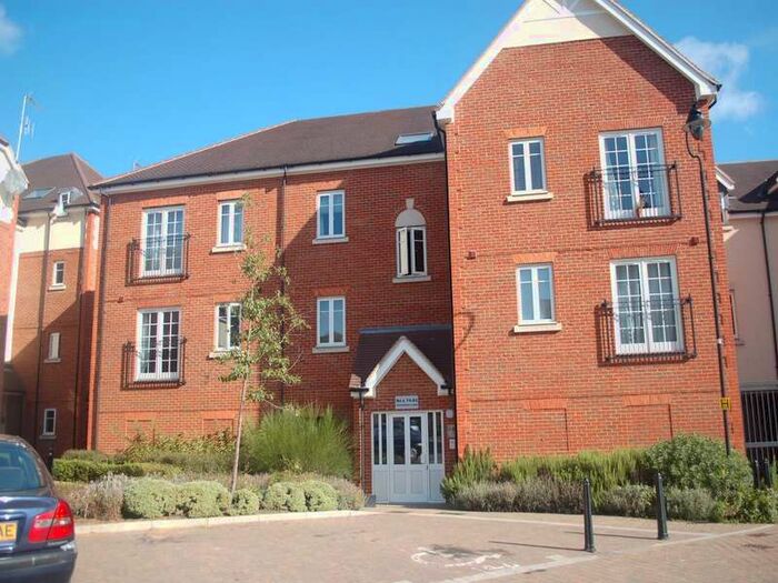 2 Bedroom Flat To Rent In Peppermint Road, Hitchin, SG5