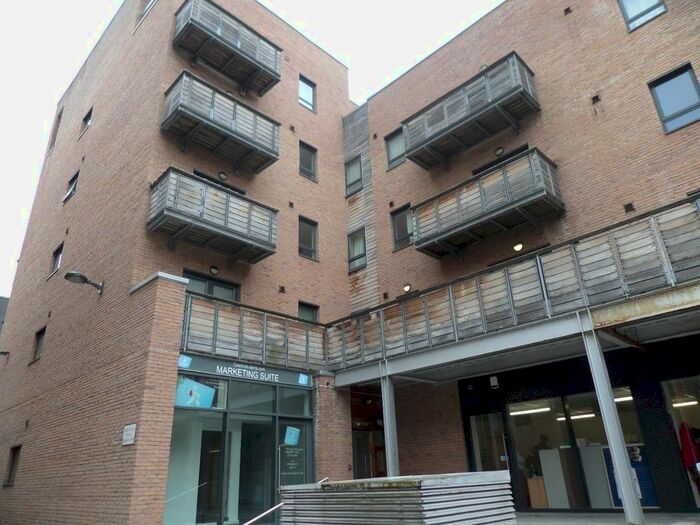 2 Bedroom Flat To Rent In Tradewind Square, Liverpool, L1