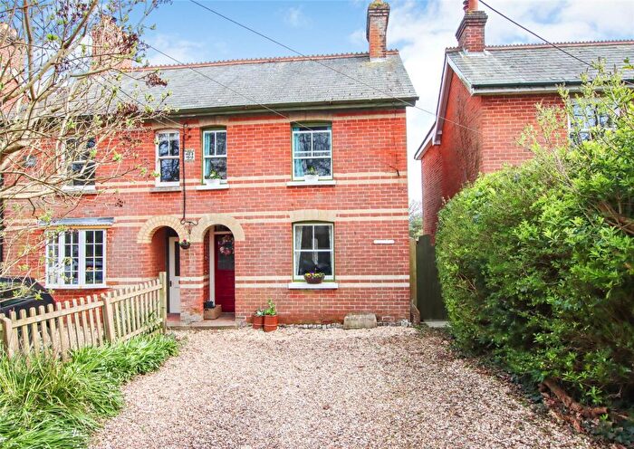 3 Bedroom Semi Detached House For Sale In Woodcock Lane, Hordle, Hampshire, SO41