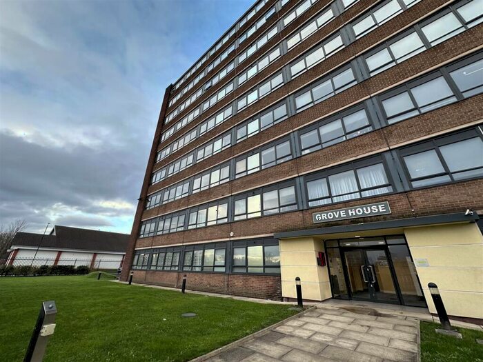 1 Bedroom Apartment To Rent In Skerton Road, Manchester, M16