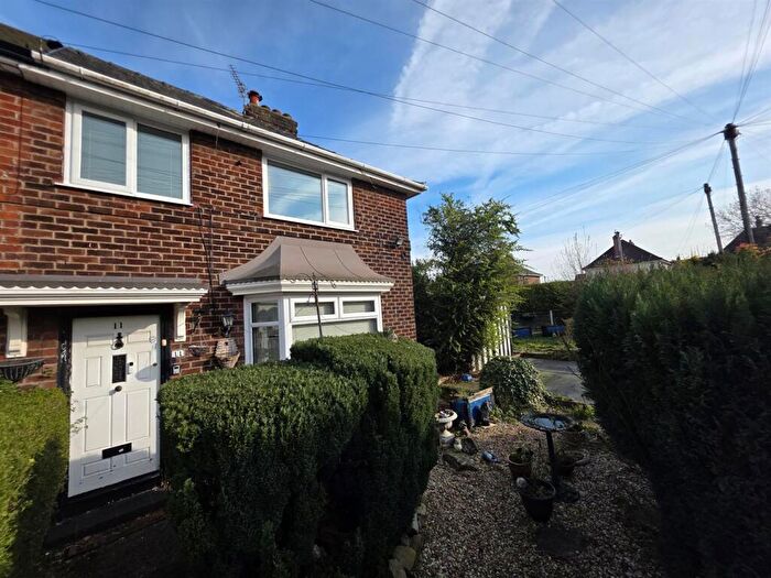 3 Bedroom Semi Detached House For Sale In Brinkshaw Avenue, Wythenshawe, M22