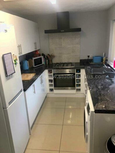 3 Bedroom House To Rent In Langton Street, Salford, M6