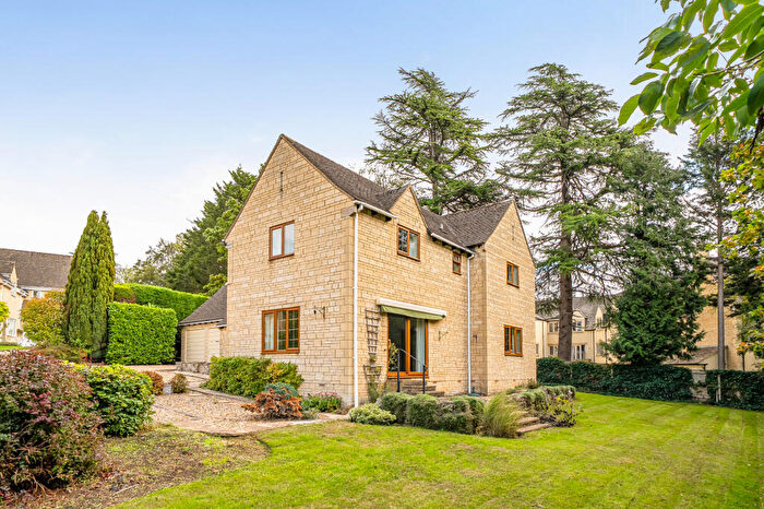4 Bedroom Detached House For Sale In Stratton, Cirencester, GL7