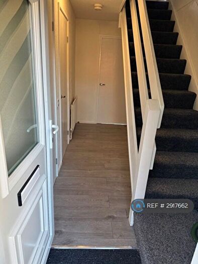 4 Bedroom End Of Terrace House To Rent In Casper Court, Nottingham, NG5