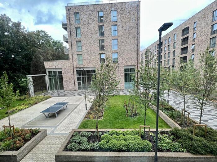 2 Bedroom Apartment To Rent In Mahindra Way, Beckton, London, E6