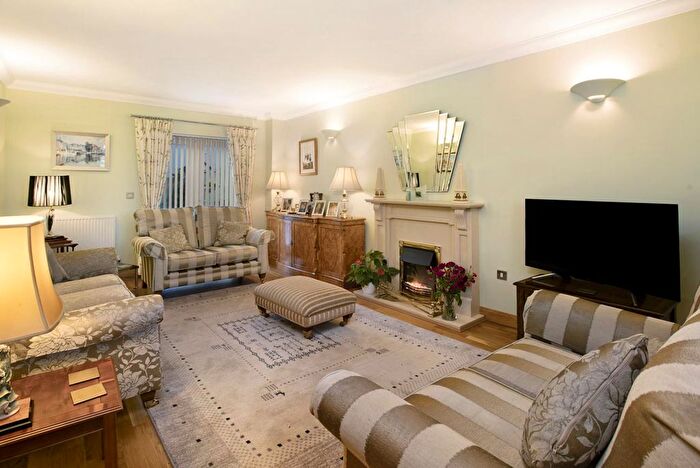 2 Bedroom Terraced House For Sale In Bridge Road, Shaldon, Teignmouth, TQ14