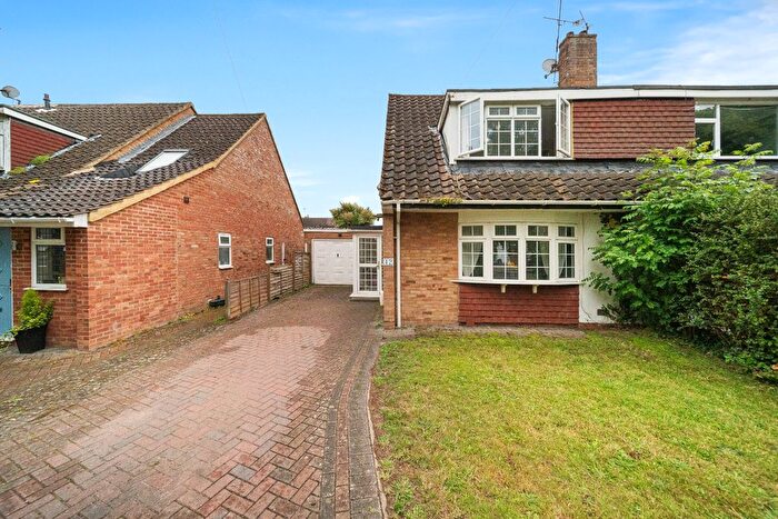 3 Bedroom Semi-Detached House For Sale In Fairview Drive, Higham, Rochester, Kent, ME3