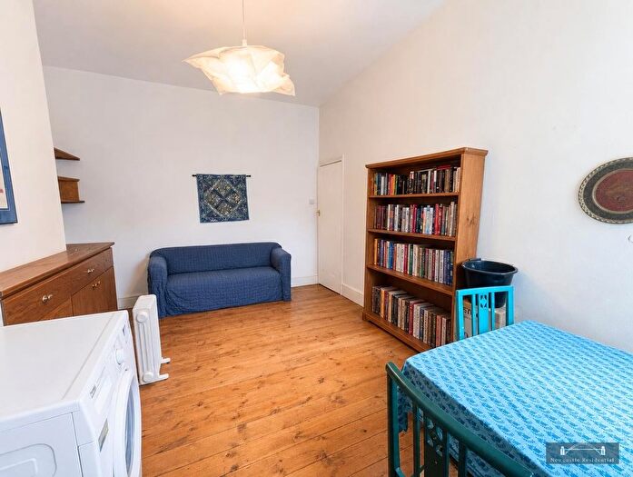 2 Bedroom Flat To Rent In Sandringham Road, Newcastle Upon Tyne, NE3