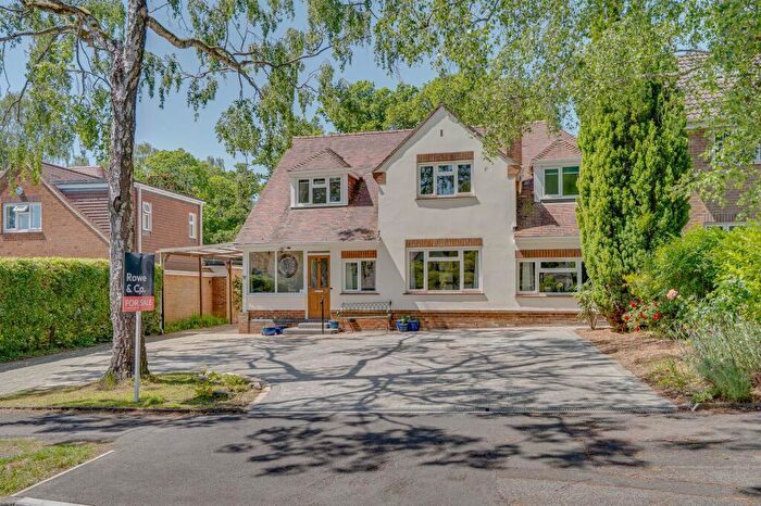 5 Bedroom Detached House For Sale In Randall Road, Hiltingbury, SO53