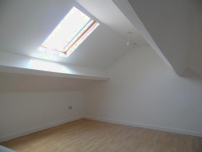3 Bedroom Property To Rent In Park Place, Merthyr Tydfil, CF47