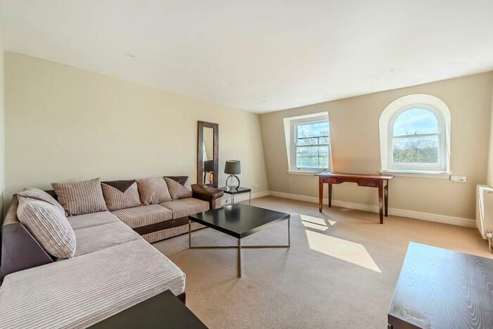 1 Bedroom Flat To Rent In Redcliffe Square, Chelsea, London, SW10