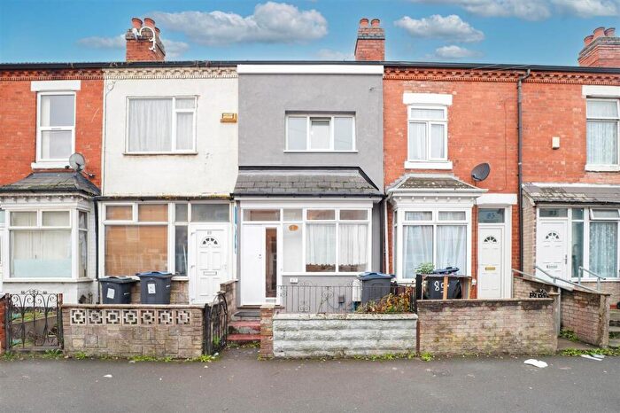 3 Bedroom House For Sale In Solihull Road, Sparkhill, B11