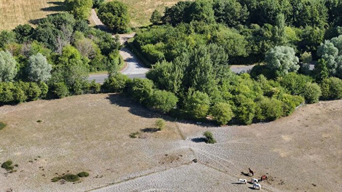 Land For Sale In Sharpenhoe Road, Bedford, MK45